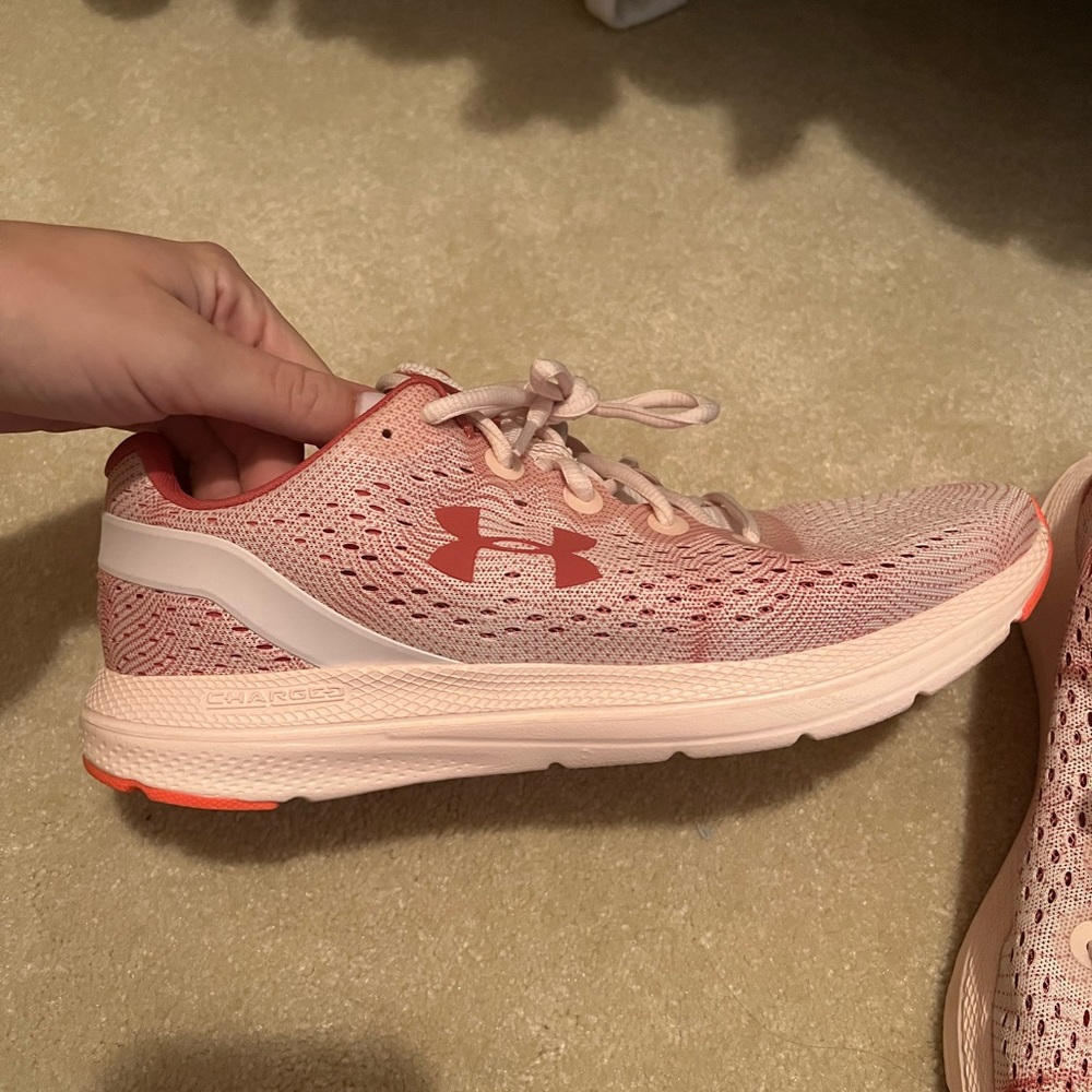 Under Armour Charge Impulse sneakers